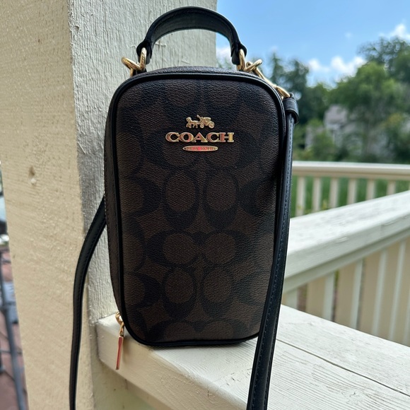 Coach Eva Phone Crossbody in Signature Canvas - Picture 11 of 11